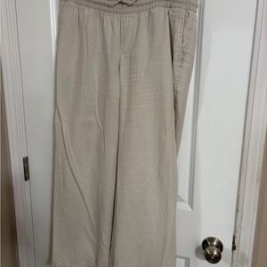 Women’s linen pant. Wide leg